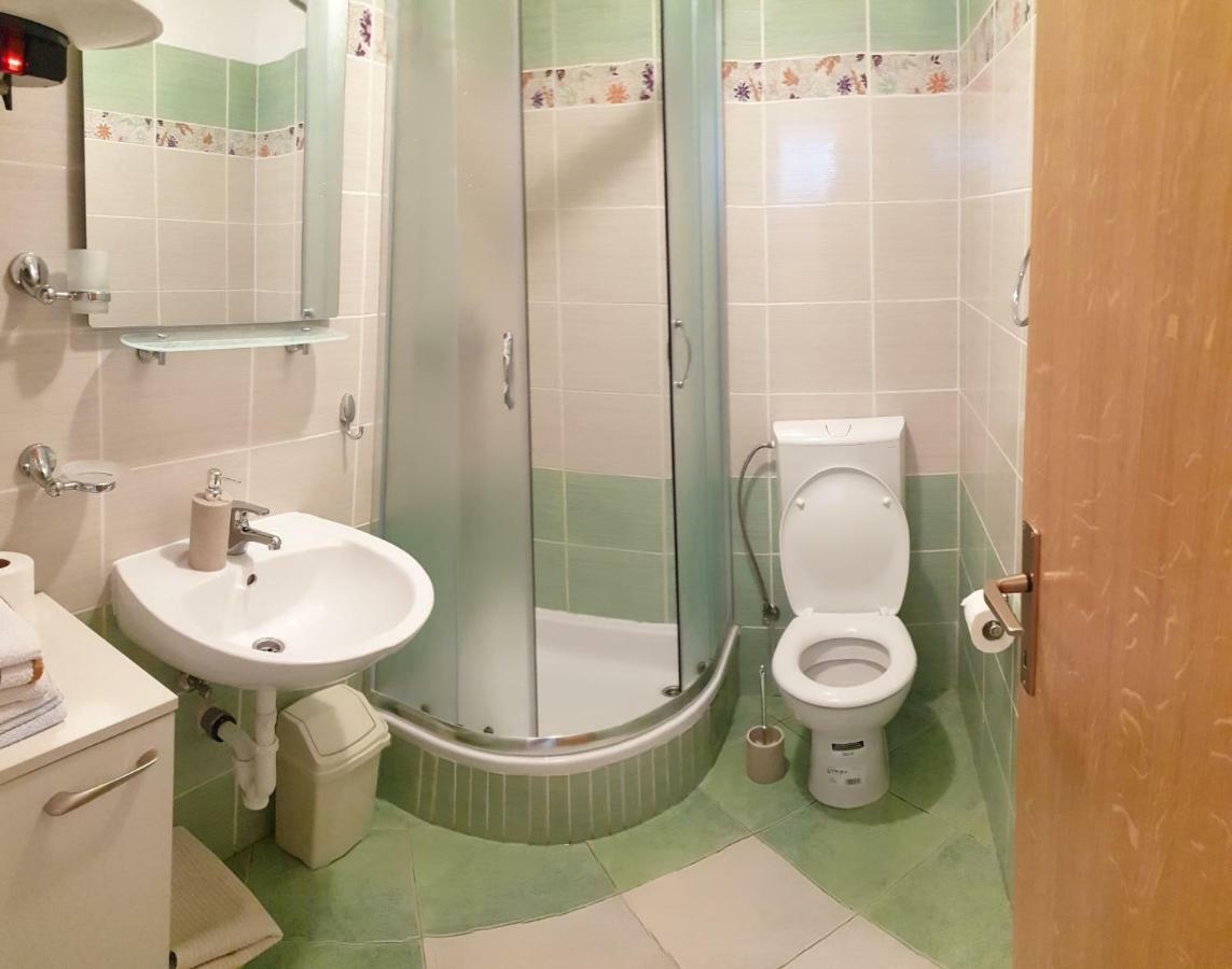 Apartments Andelic Светі Филип-і-Яков Екстер'єр фото